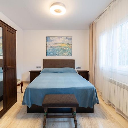 Silom House Villa Sant Pere De Ribes Exteriör bild