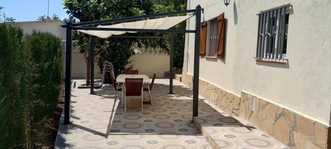 Silom House Villa Sant Pere De Ribes Exteriör bild