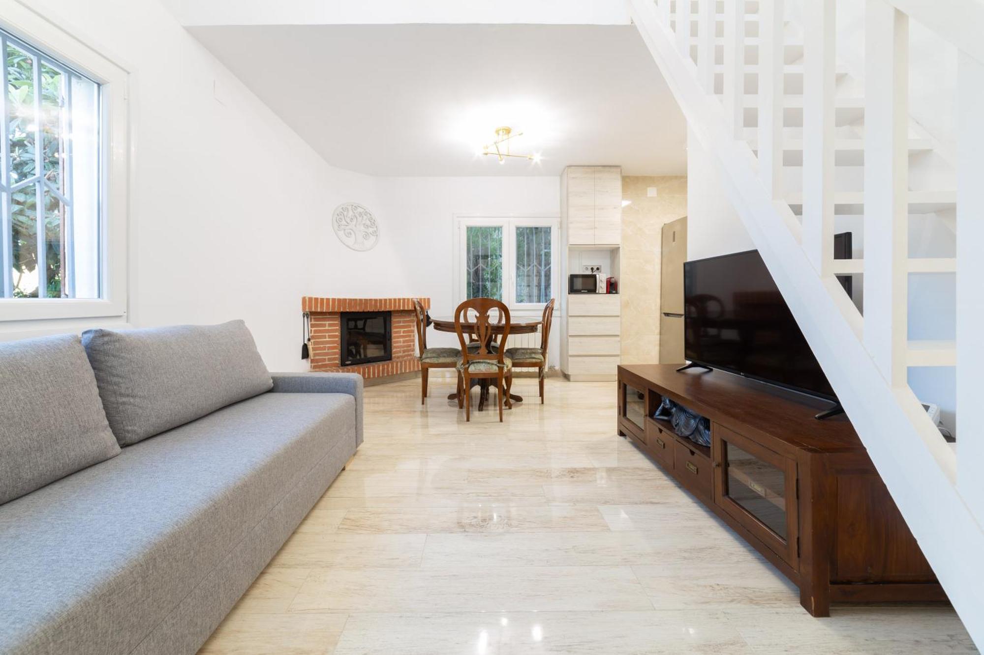Silom House Villa Sant Pere De Ribes Exteriör bild